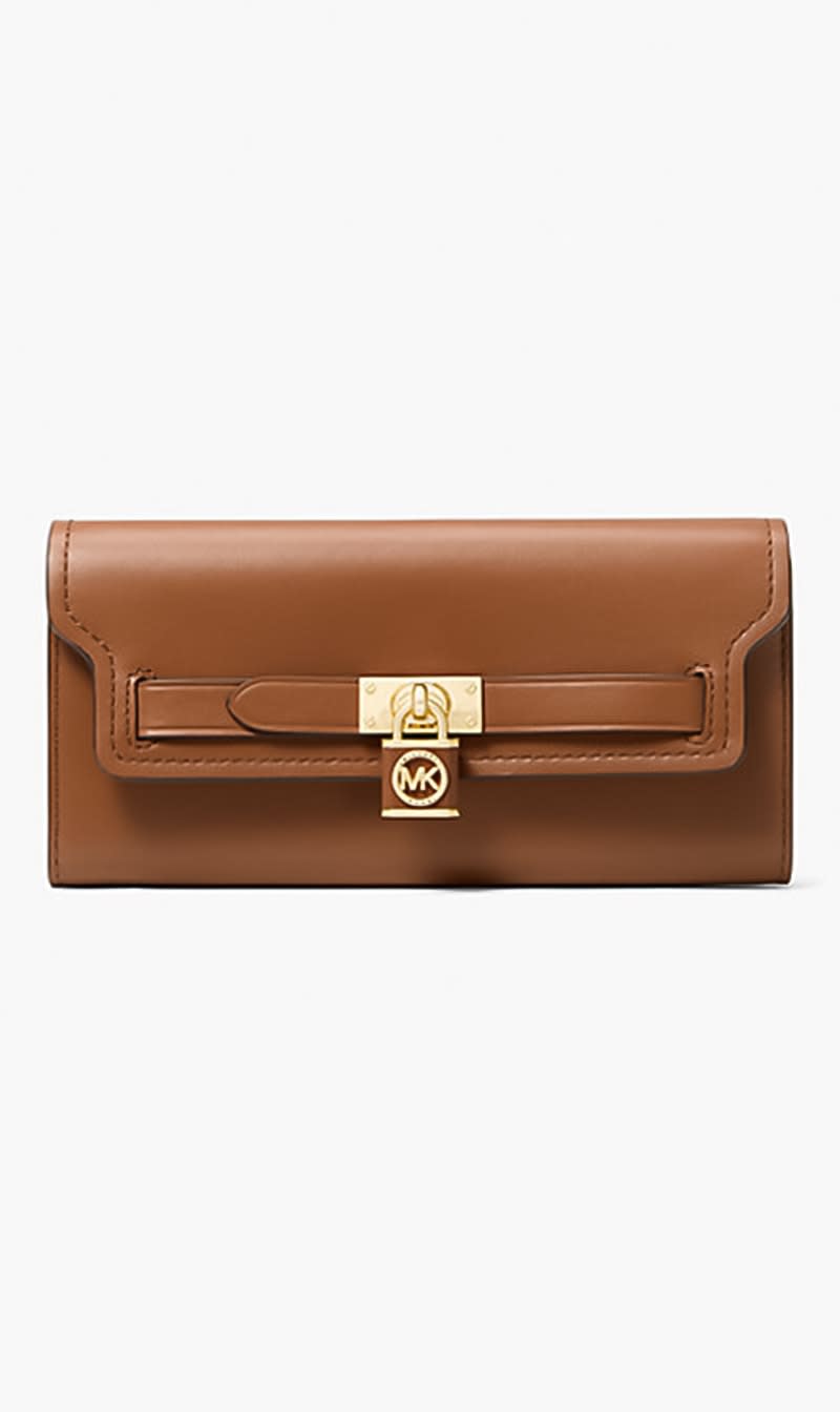 

Michael Kors Black Hamilton Legacy Lg Carryall Wallet for Women | The Deal Outlet