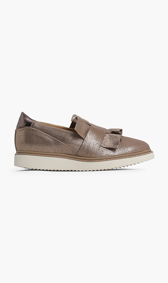 

GEOX Thymar Ruffled Leather Slip-on