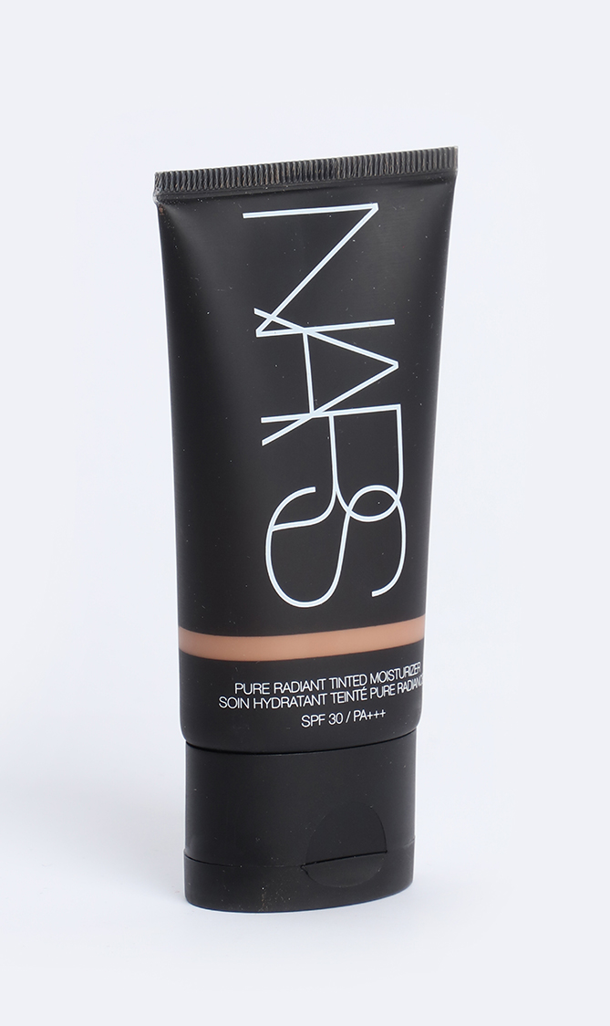 

Nars Pure Radiant Tinted Moisturizer - Spf 30, Martinique