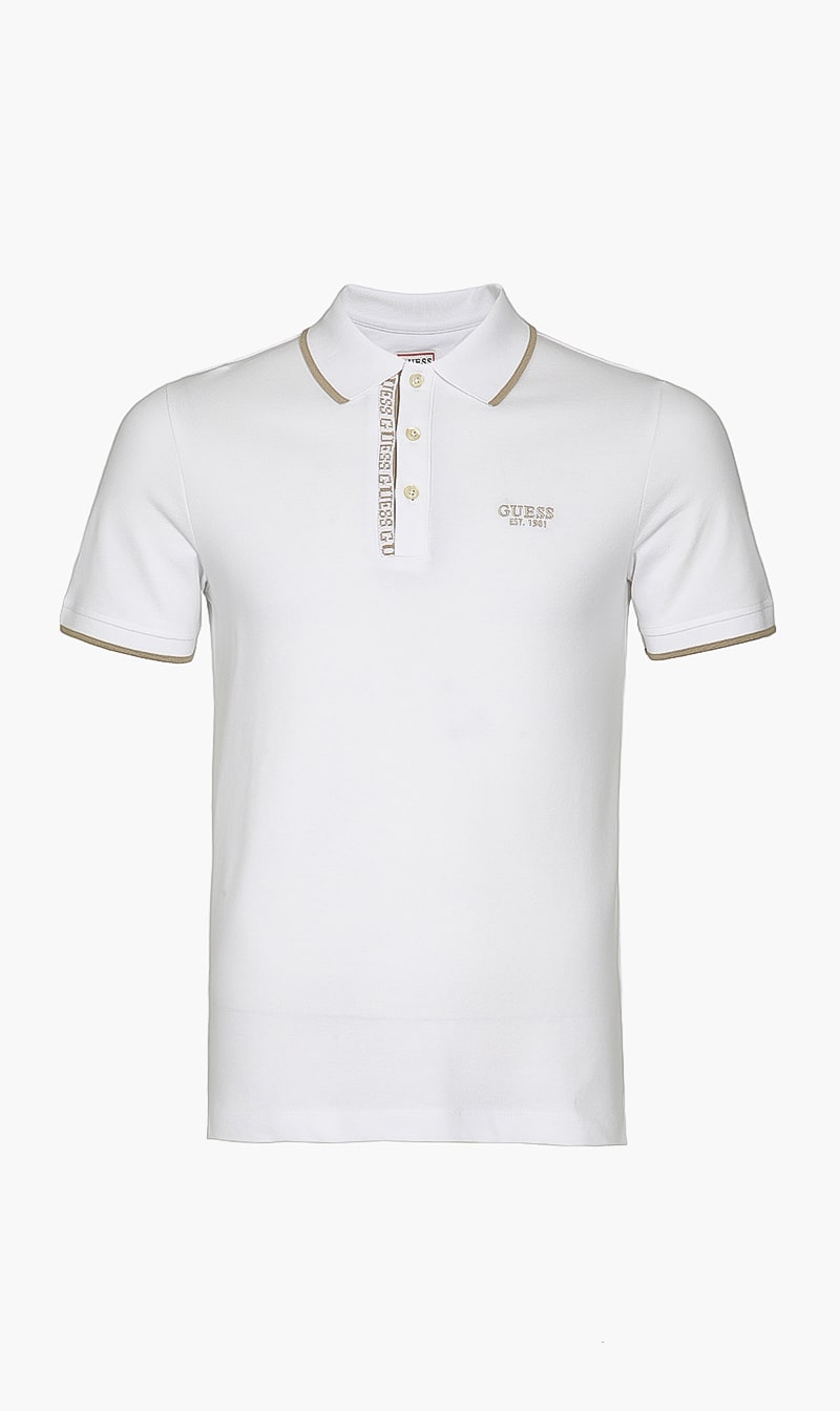 

Contrast Logo Polo