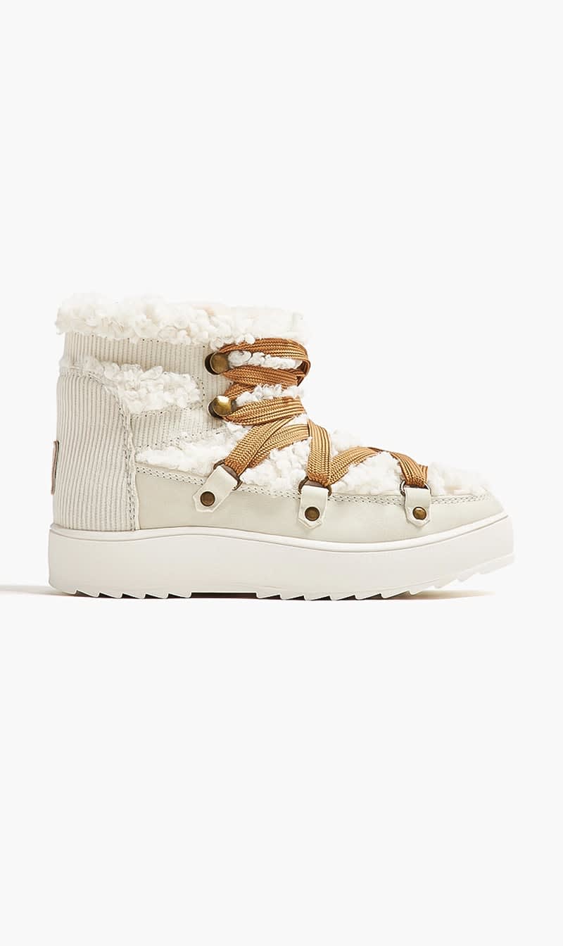 

Colors Of California White Teddy Fur Snowboots for Girls | The Deal Outlet