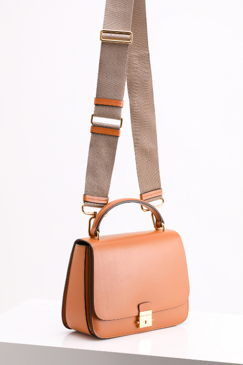 

MICHAEL KORS Nutmeg Medium Leather Shoulder Bag