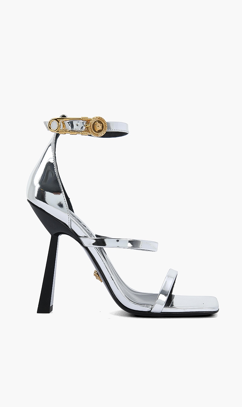 

Vitello Laminato Heels