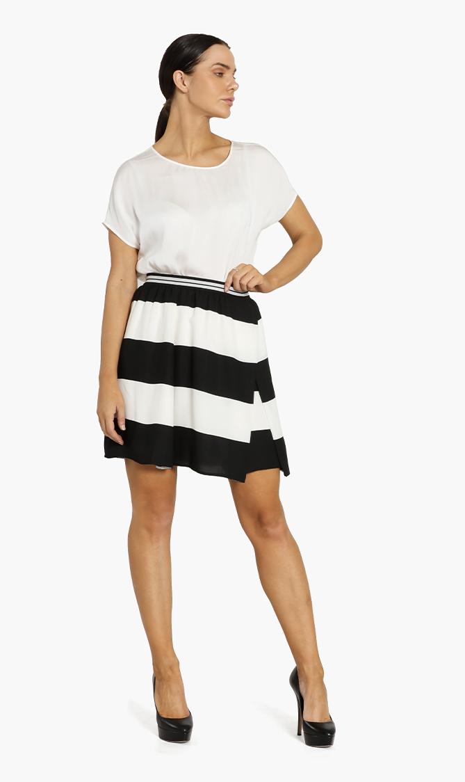 

Emporio Armani Striped Flared Skirt