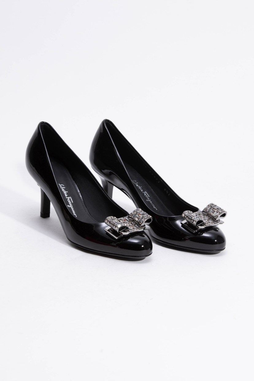

Salvatore Ferragamo Alseno Stone Embellished Stiletto Pumps