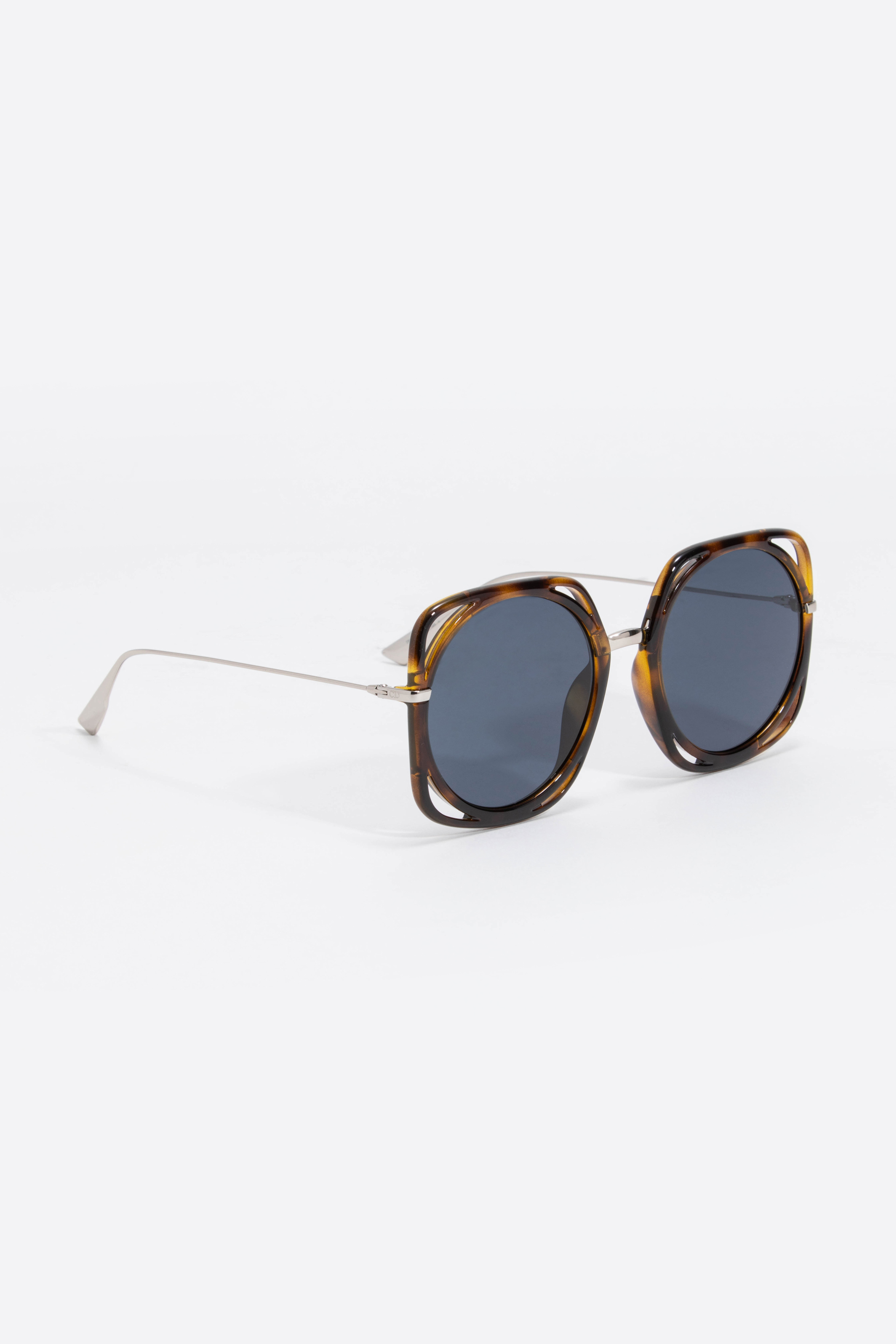 

Dior Direction Oversized Sunglasses