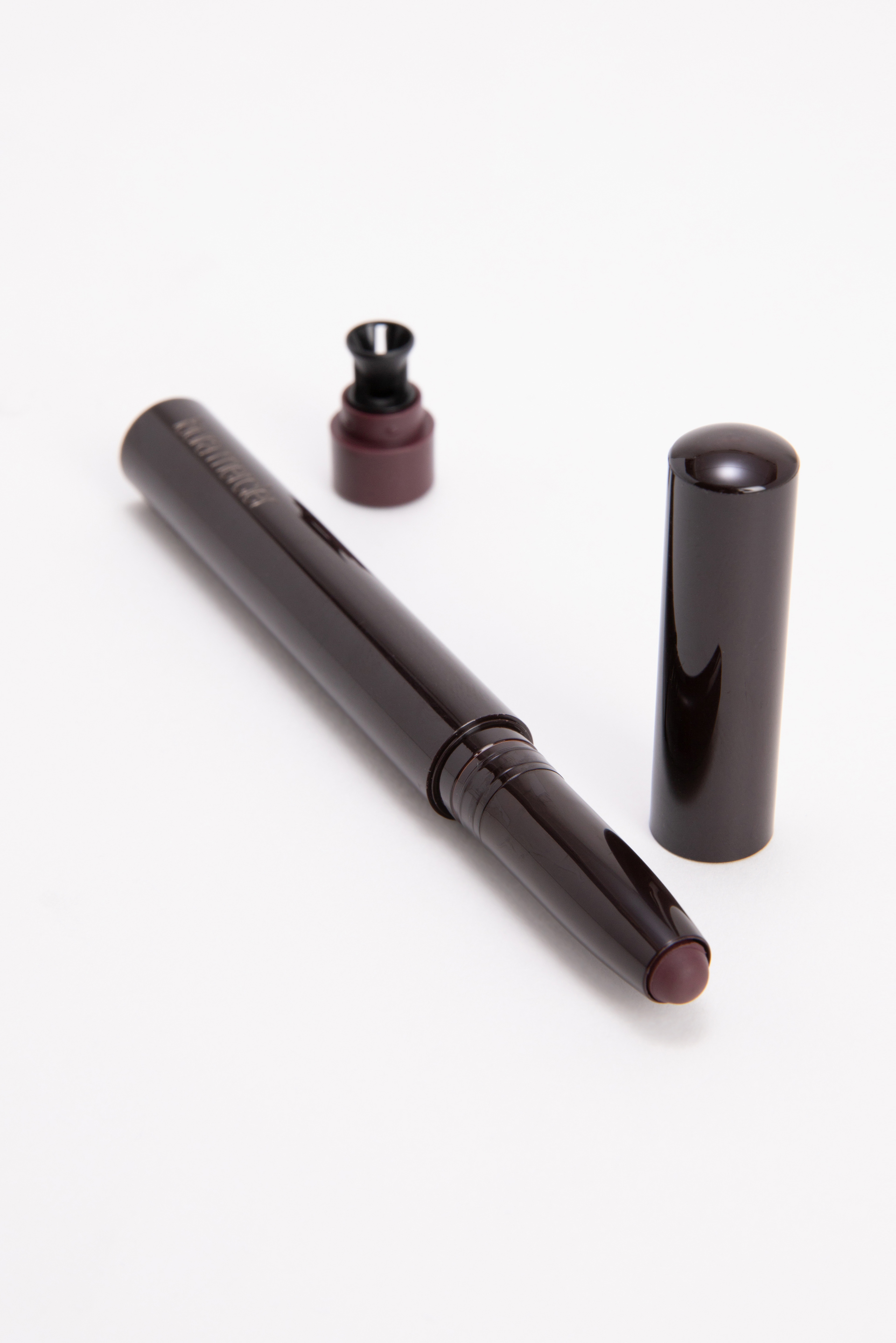 

Laura Mercier Velour Extreme Matte Lipstick - Dare