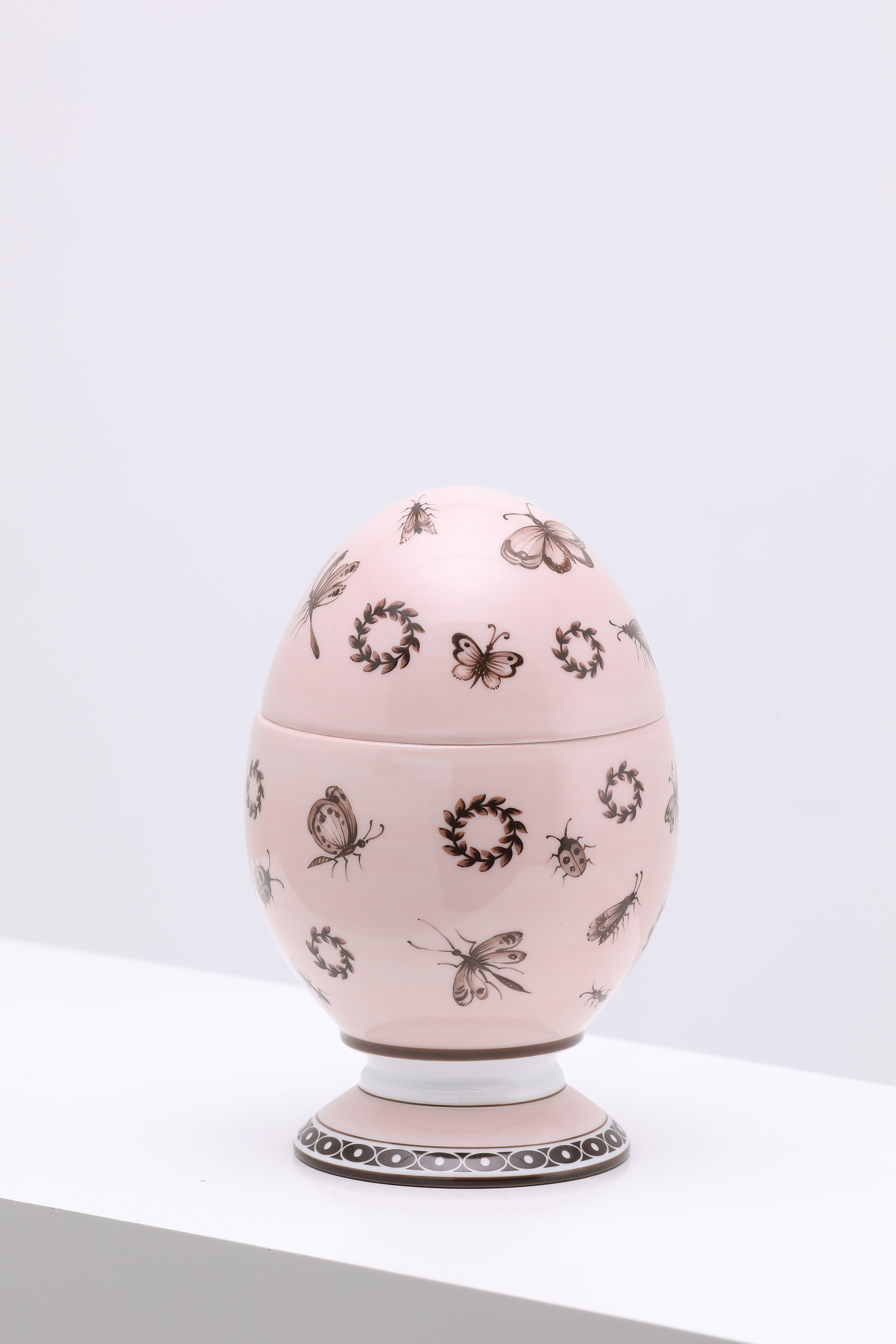 

Richard Ginori Small Egg Box With Cover