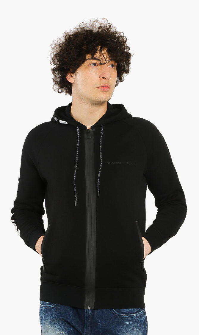 

Contrast Logo Hoodie Sweatshirt