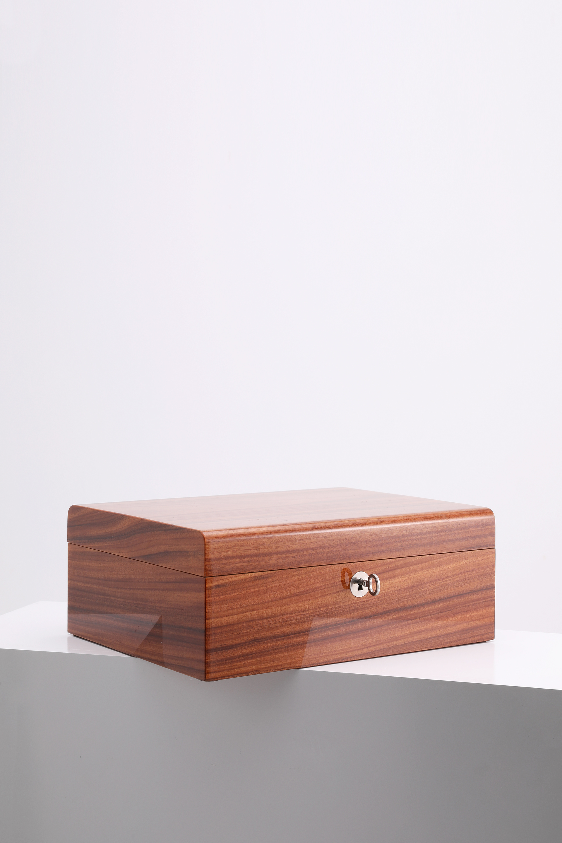 RALPH LAUREN Grandon Medium Box