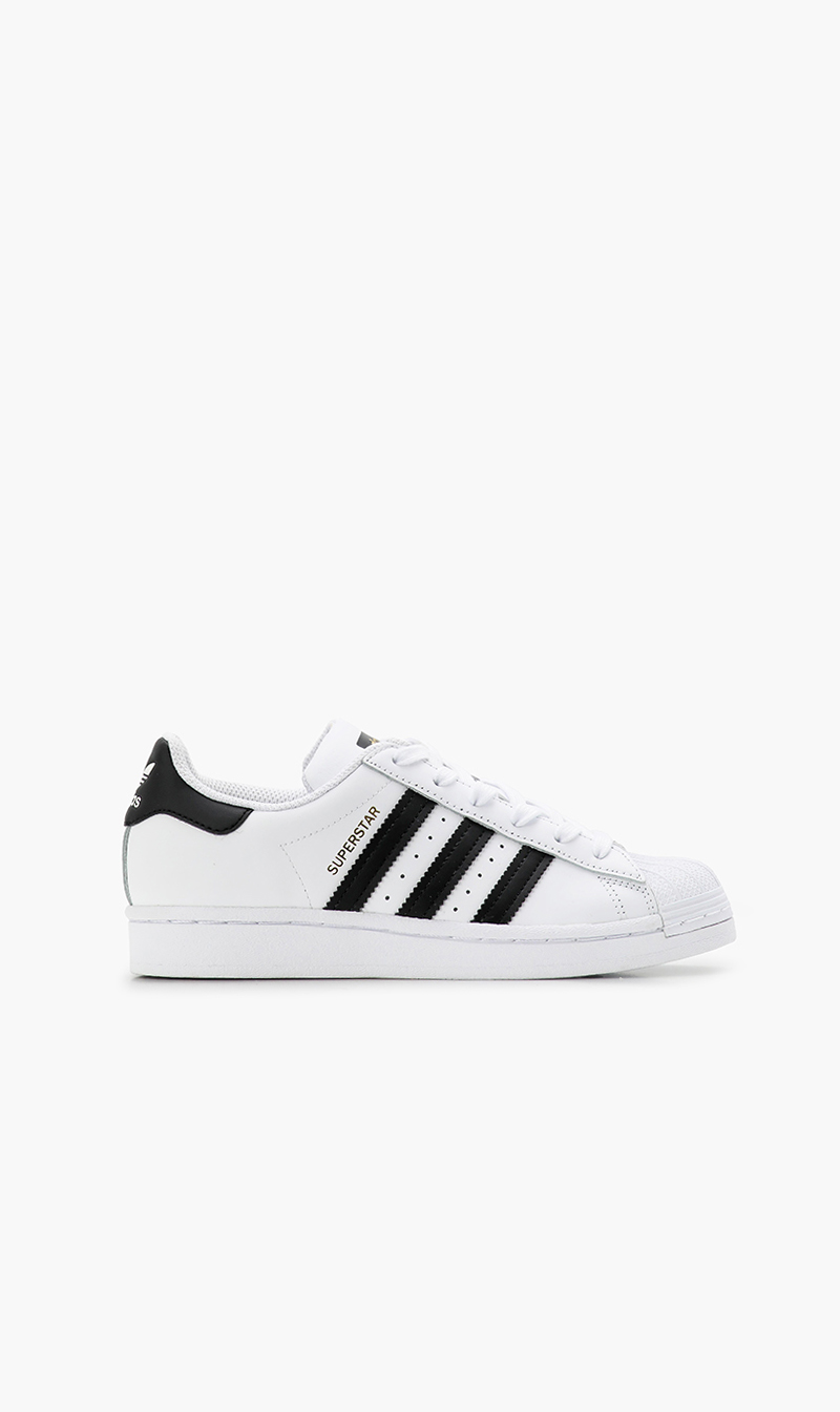 

Adidas Superstar Sneakers