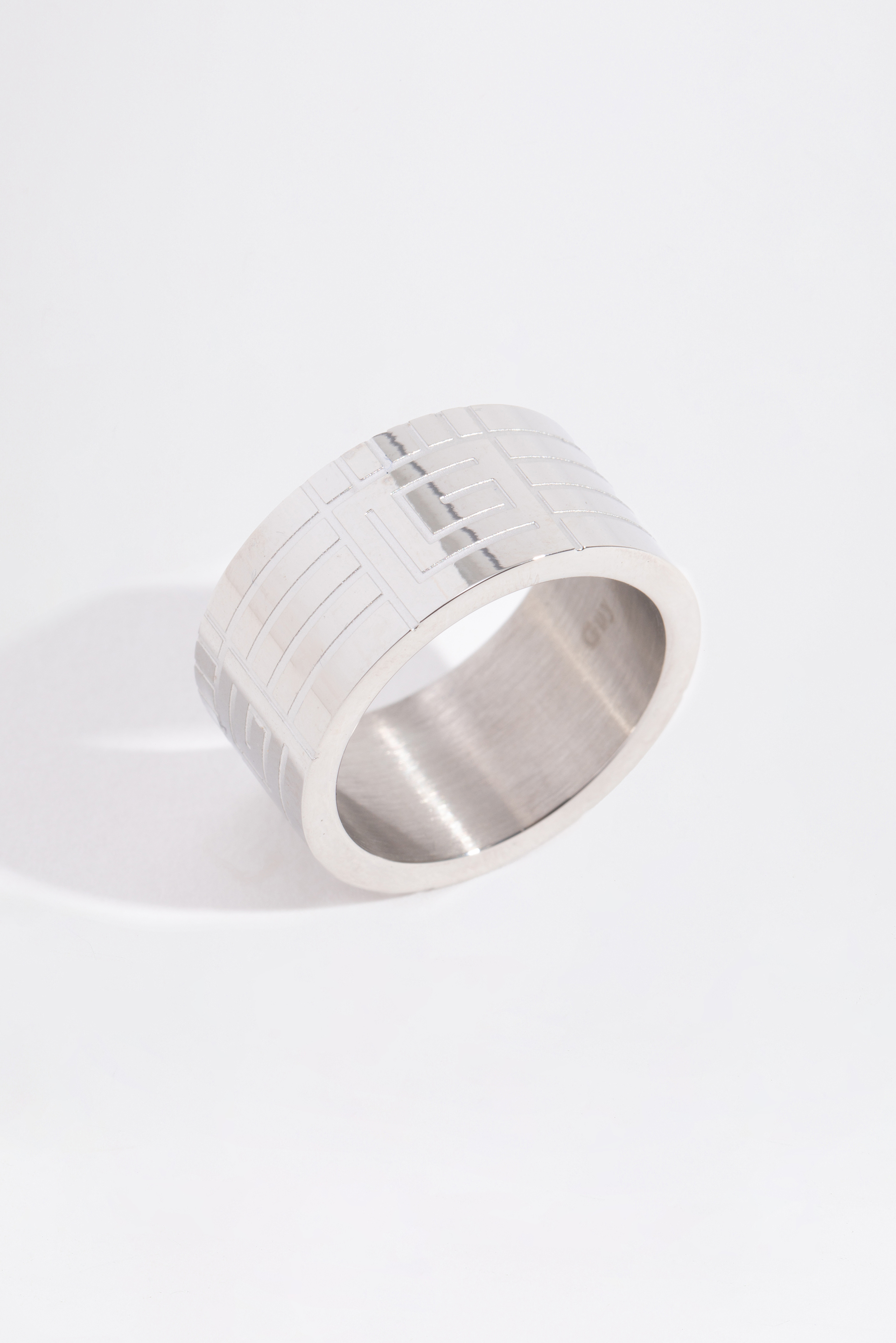 

GUY LAROCHE Stainless Steel Maze Ring, 60 Mm