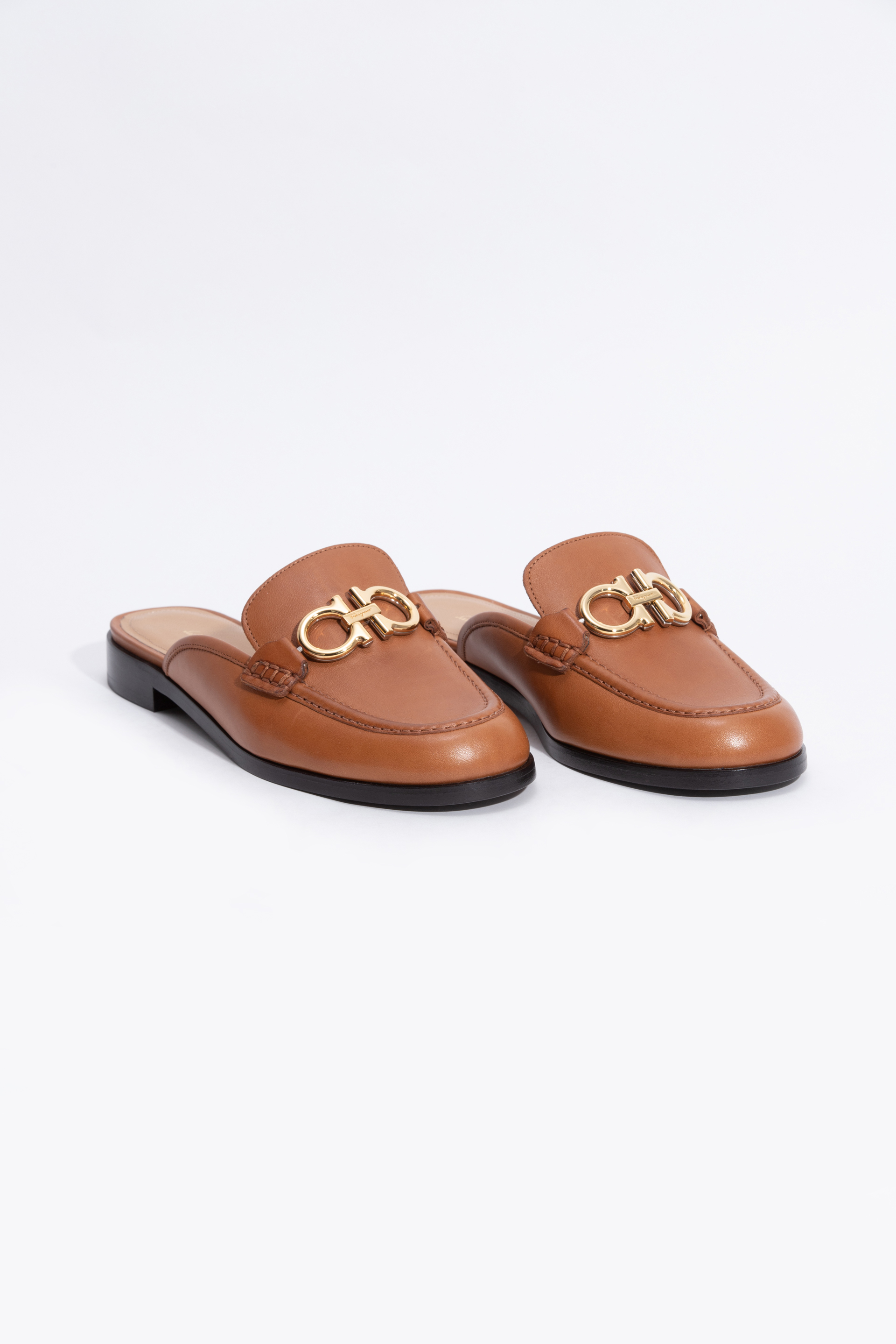

SALVATORE FERRAGAMO Viggio Mules