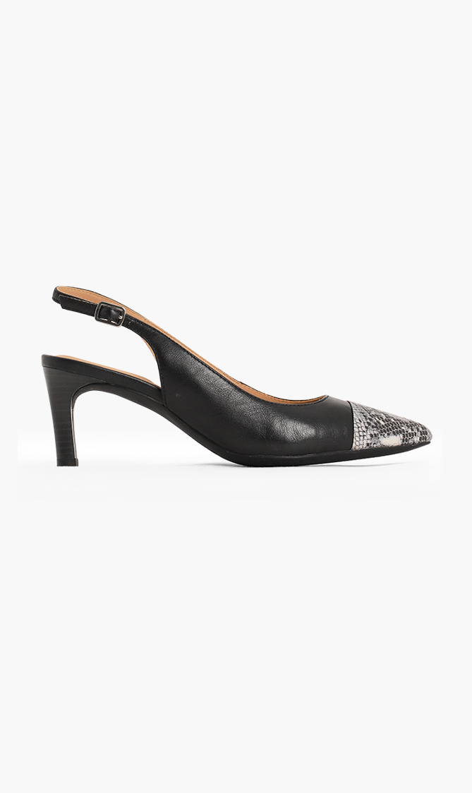

Geox Bibbiana Python Pointy Pumps