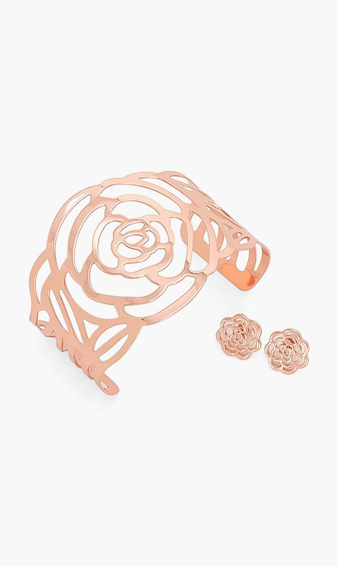 

Intricate Bangle And Earrings Set, Gold