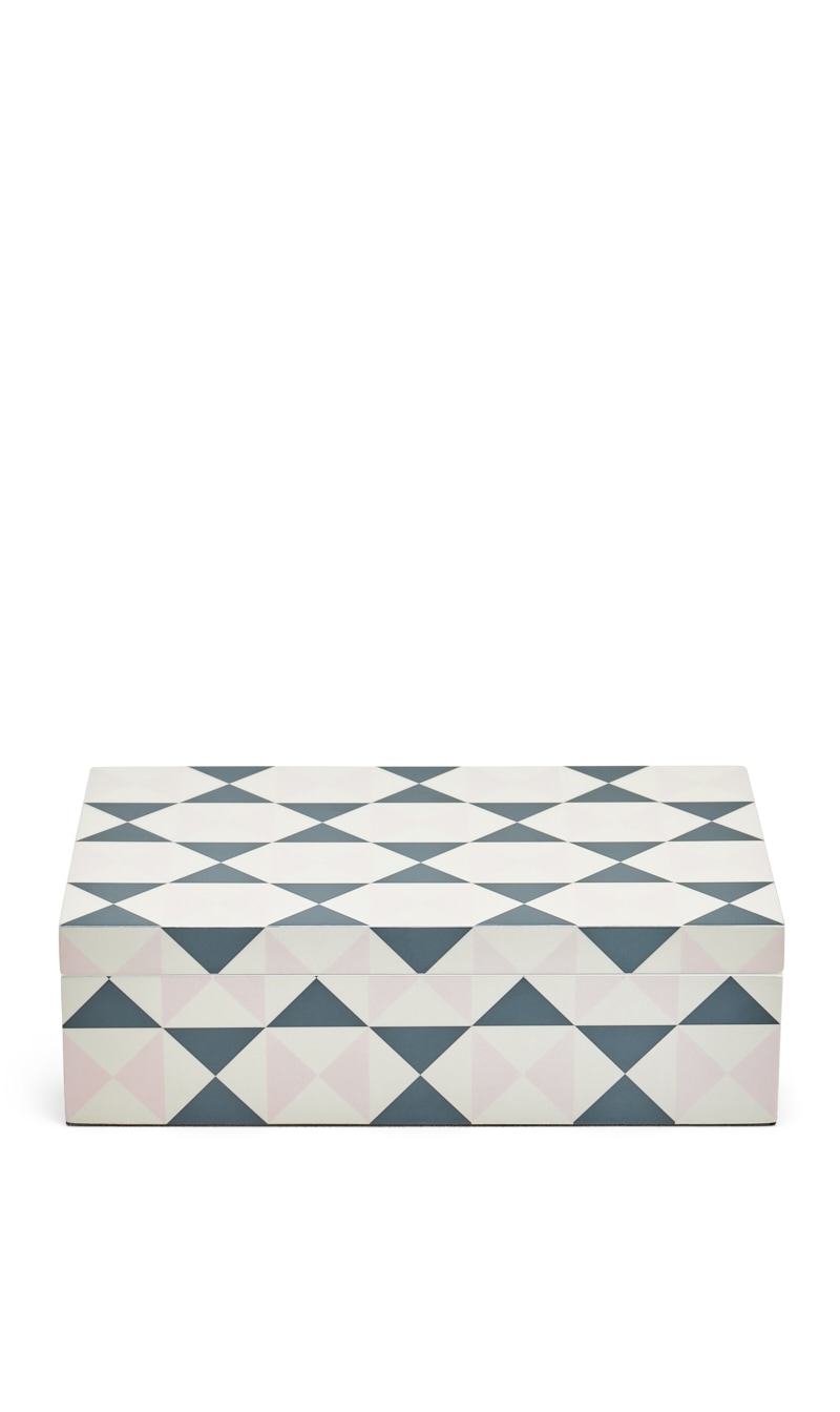 

Jonathan Adler Jnr Lacquer Bowtie Box - Medium - Pinkblackwhite | The Deal Outlet
