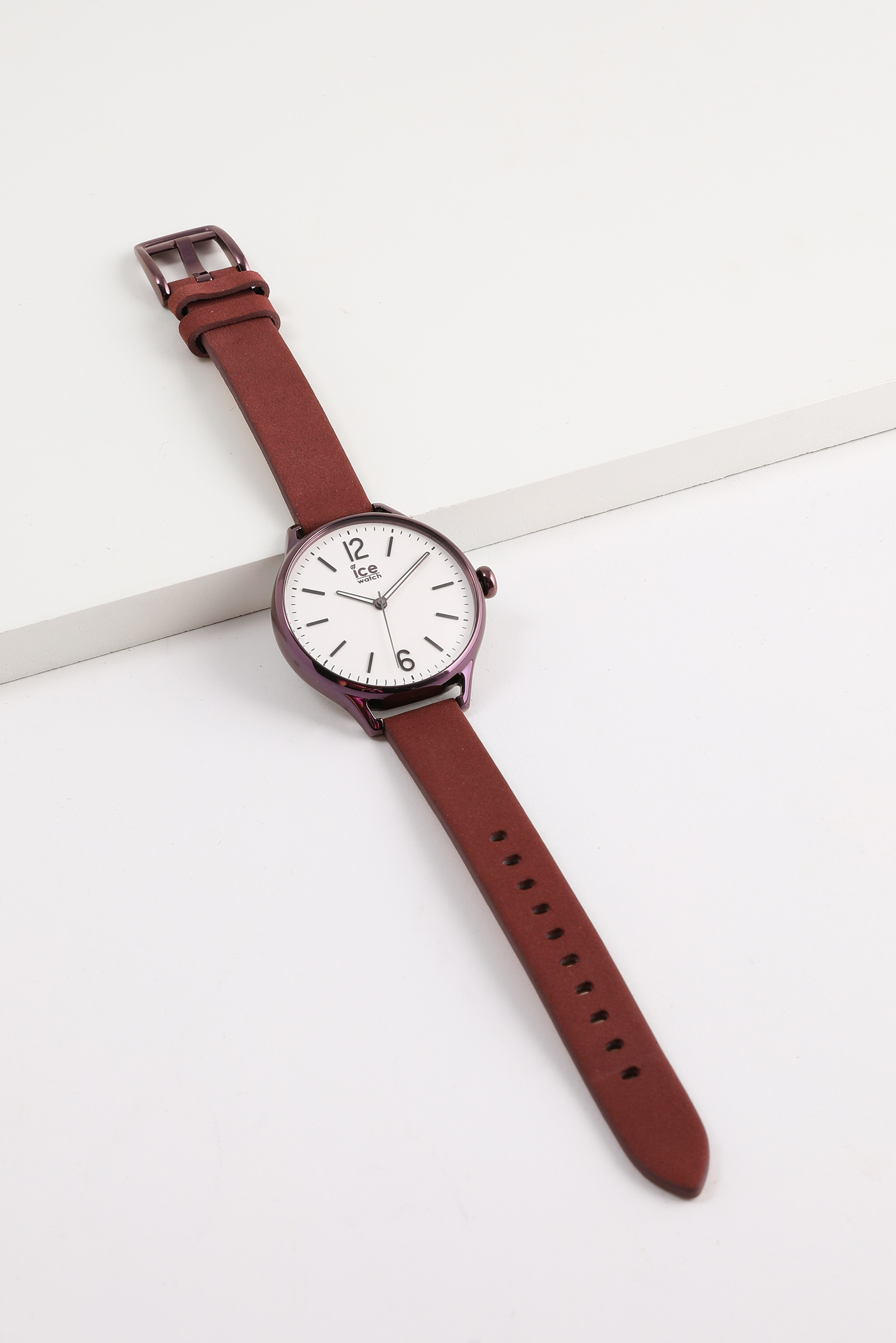 

Ice Watch Ice Time Medium Leather Red Purple Analog Watch