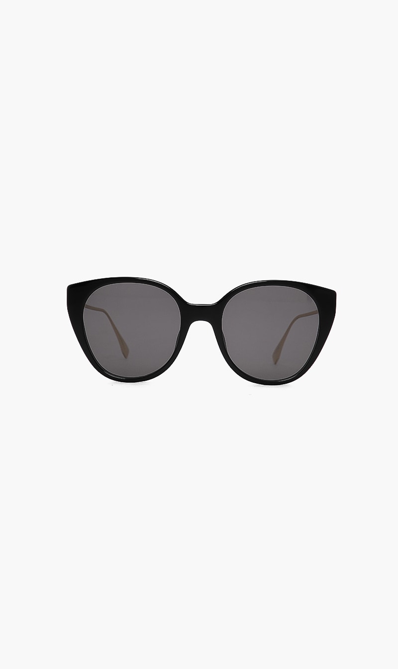 

Fendi Full Rim Sunglasses for Women | The Deal Outlet