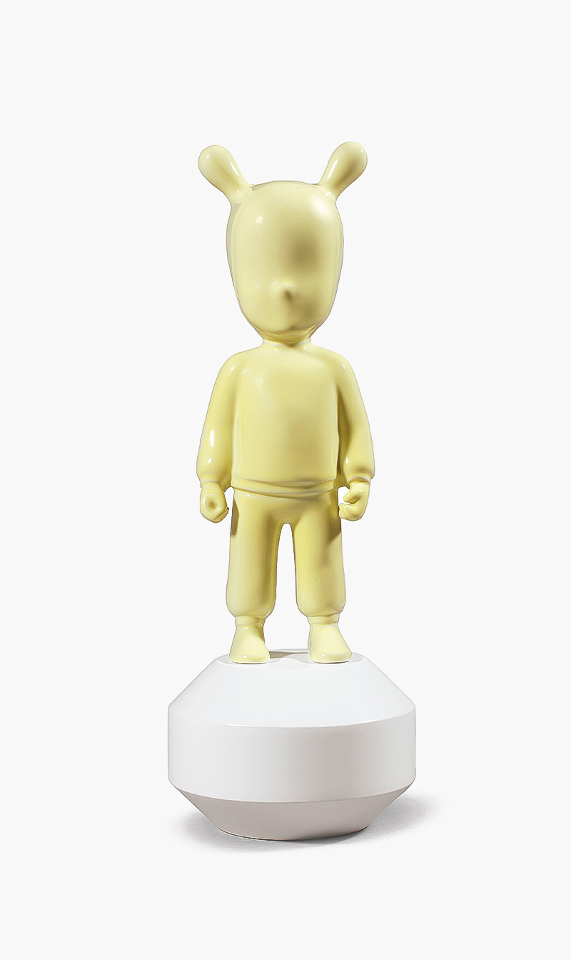 

LLADRO The Guest Collection The Yellow Guest-little
