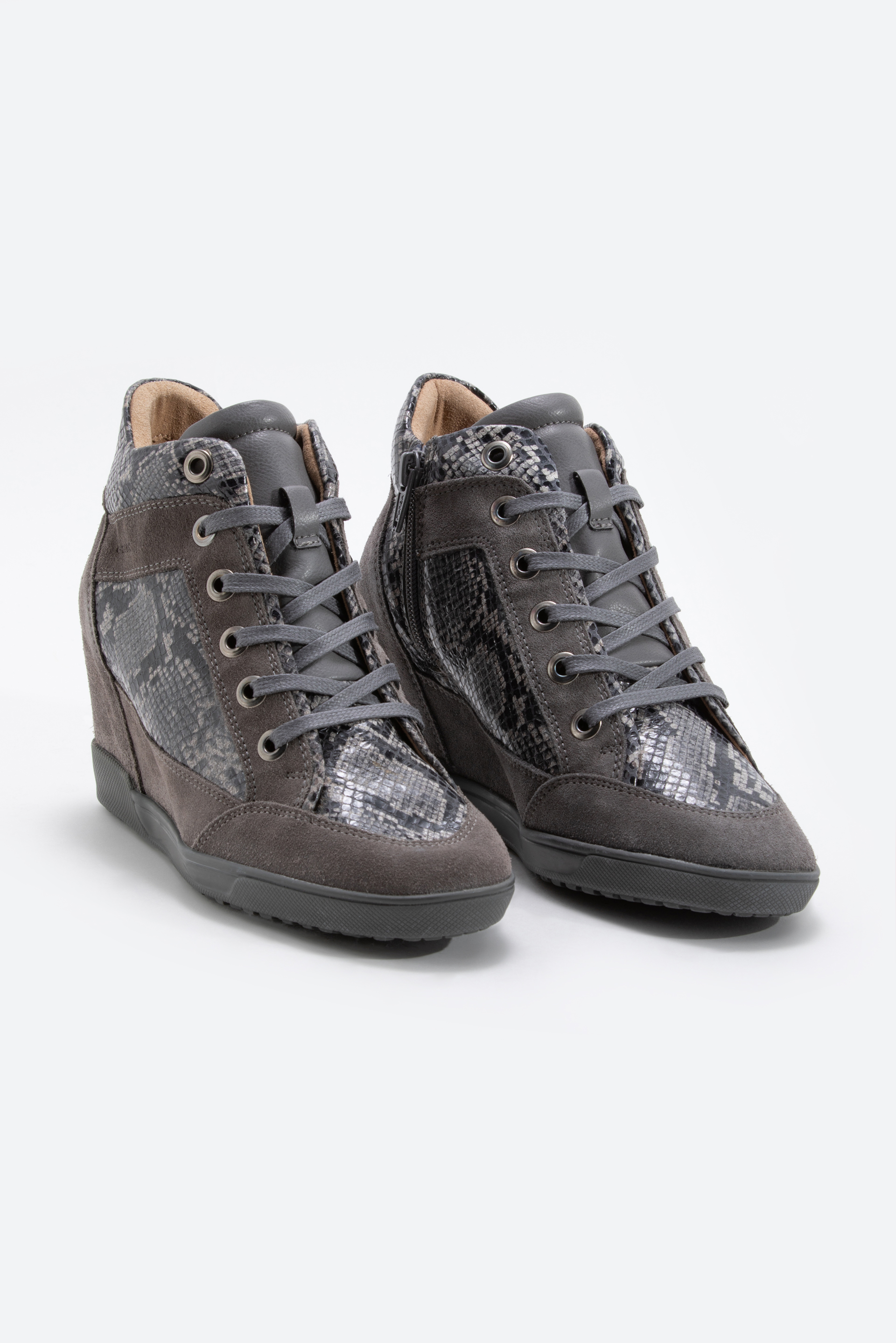 

GEOX Carum Leather Wedge Sneakers